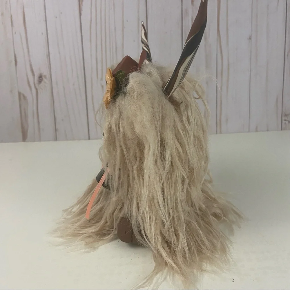 Highland Cow Coo Gnome Champagne Mongolian Fur Cowboy Hat Handmade Farmhouse - Picture 10 of 14
